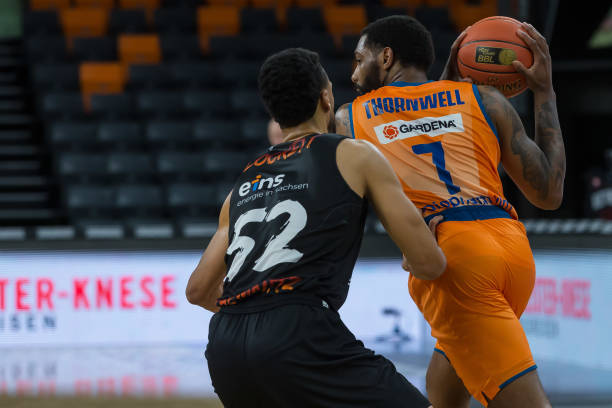 他意识到传 他意识到传